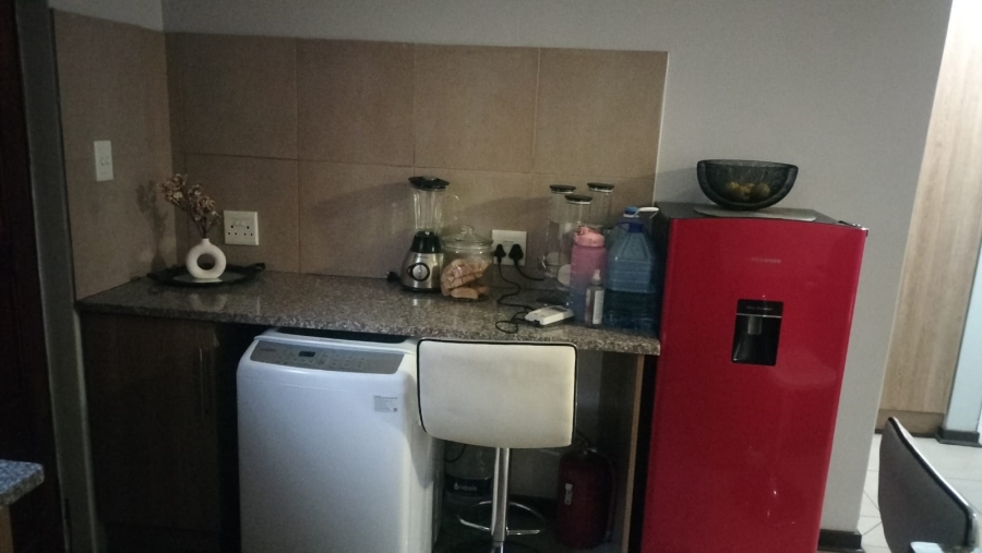 2 Bedroom Property for Sale in Pellissier Free State
